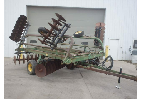 Борона John Deere 235 Disk, 21′