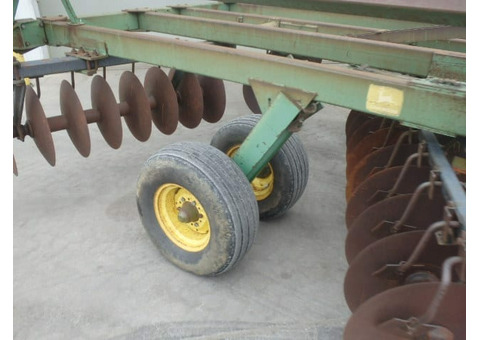 Борона John Deere 235 Disk, 21′