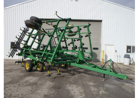 Культиватор John Deere 980 25′