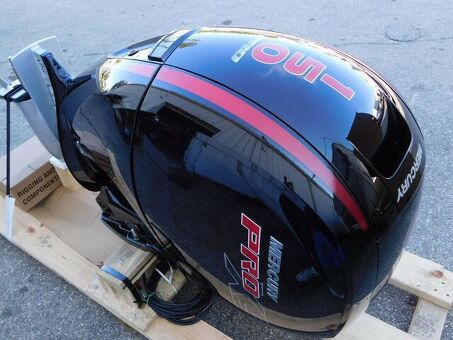 2023 Mercury Pro XS 150 HP 3.0L L4 Outboard Engine