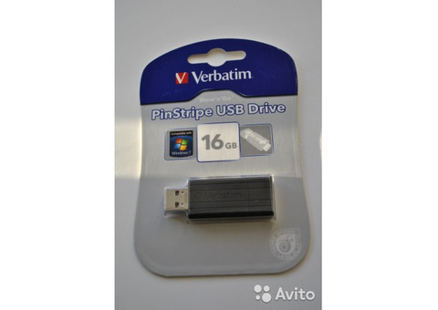 Флешка Verbatim 16GB Store N Go PinStripe Black US